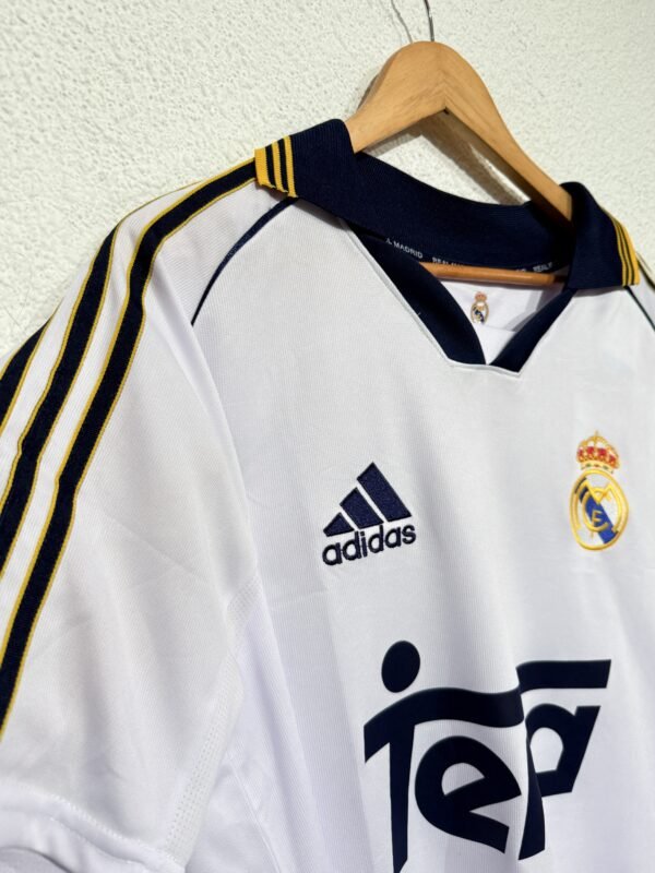 Real Madrid Retro 99/00 R. Carlos - Image 3