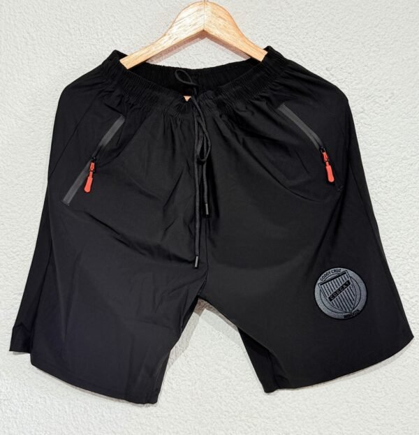 Short total black Godoy Cruz