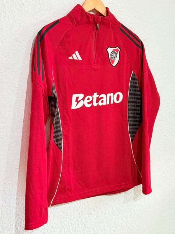BUZO DE SALIDA RIVER PLATE 2025 - Image 3